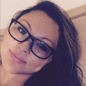 Meet your Posher, Amy